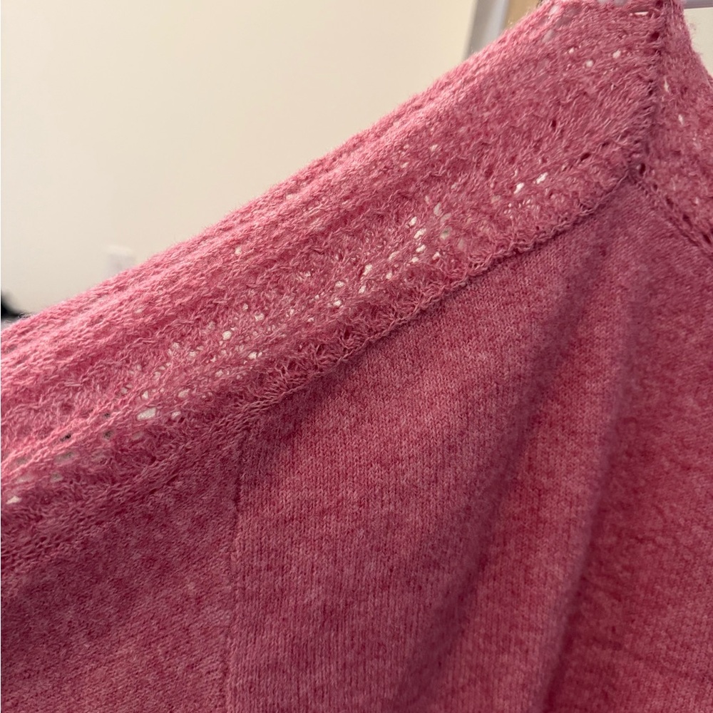 American Eagle XS sweater NWT - Picture 3 of 4
